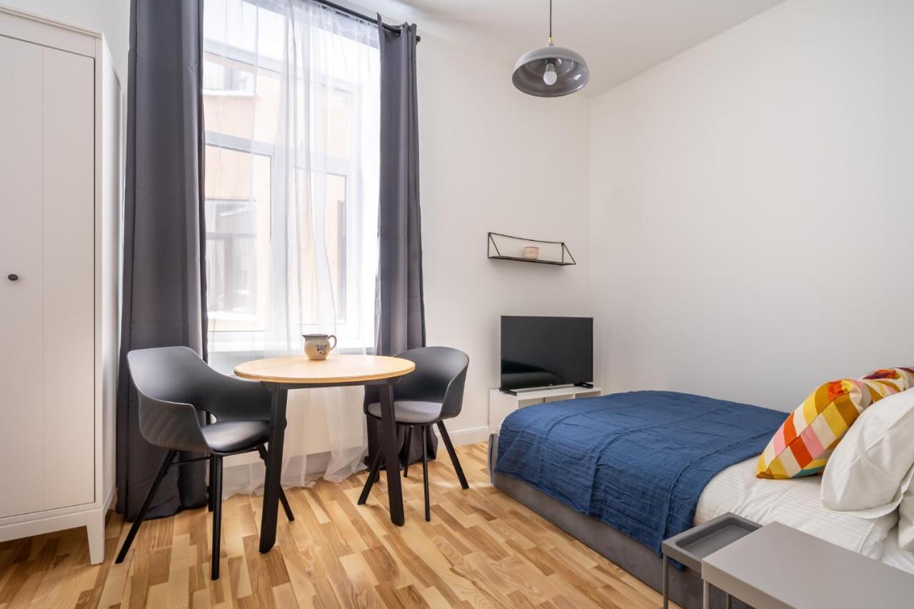 Lacplesa24 - Modern Studios In Riga City Center Kültér fotó